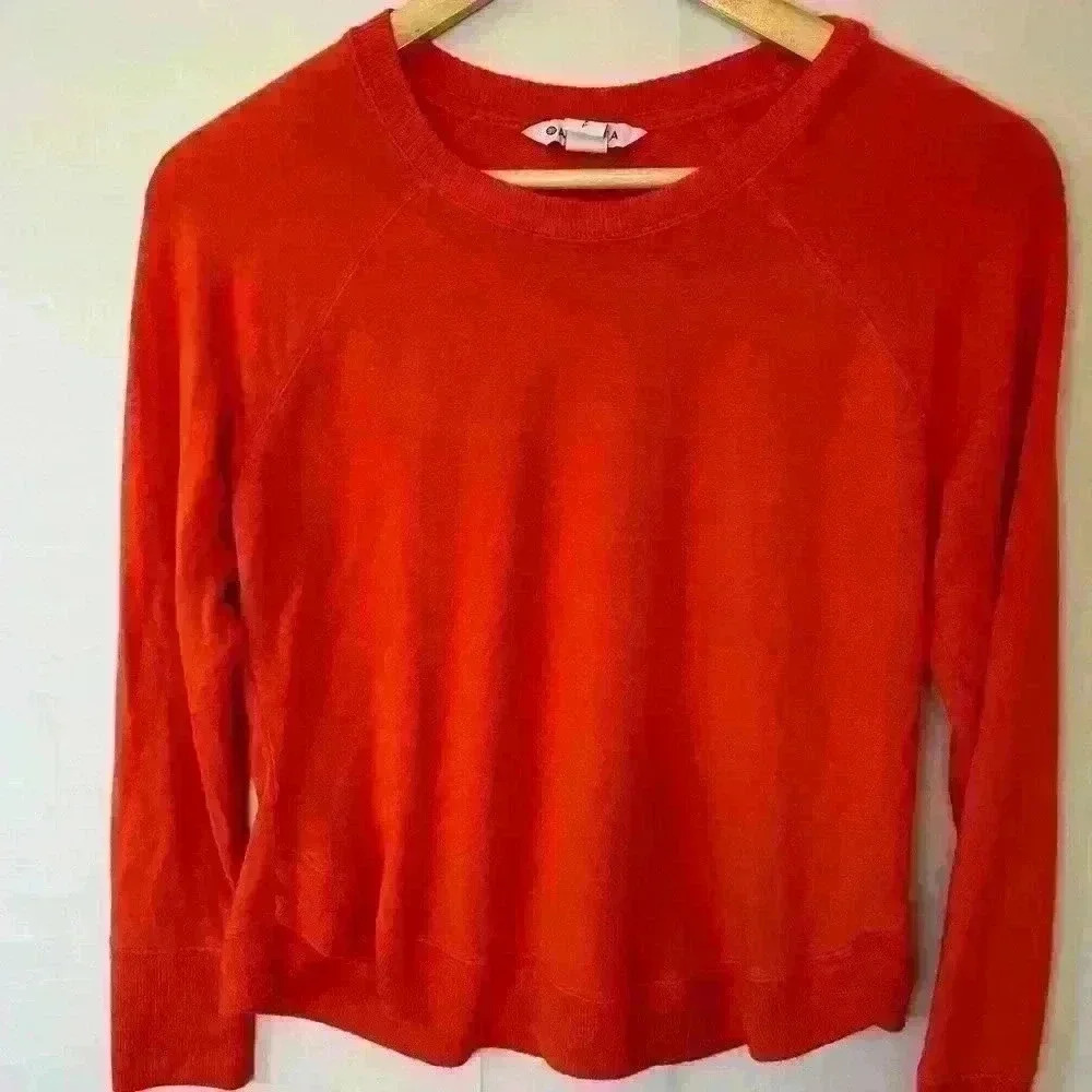 Athleta Long Sleeve Crewneck Shirt Size Small Red Orange